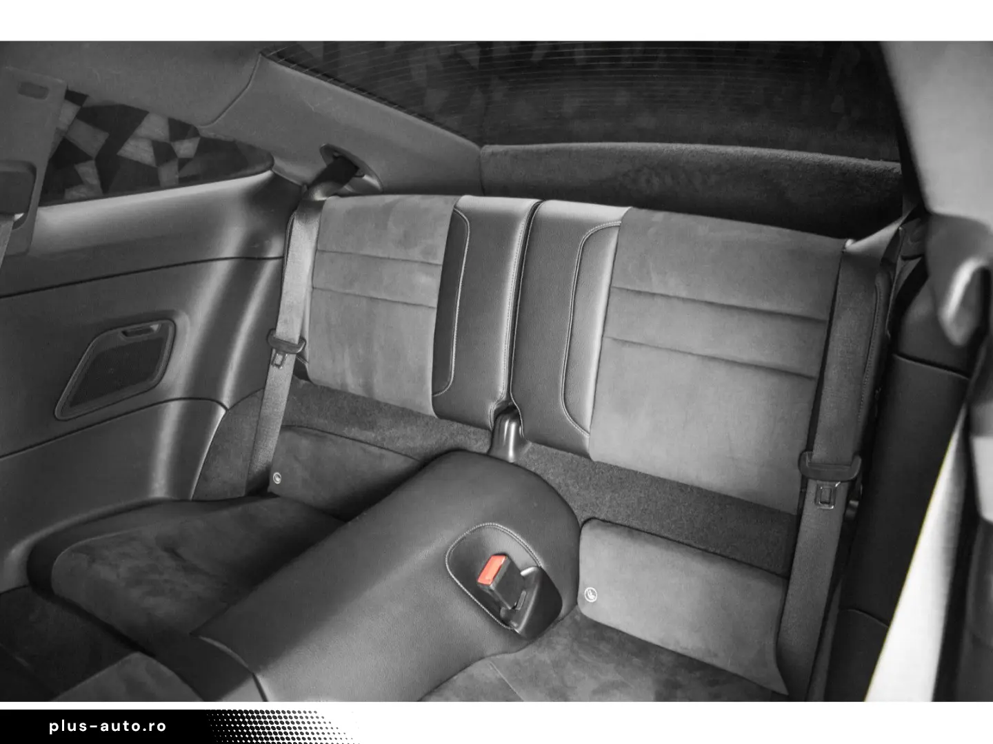 PORSCHE 992 Carrera 4 GTS Coupé PDK