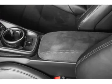 PORSCHE 992 Carrera 4 GTS Coupé PDK