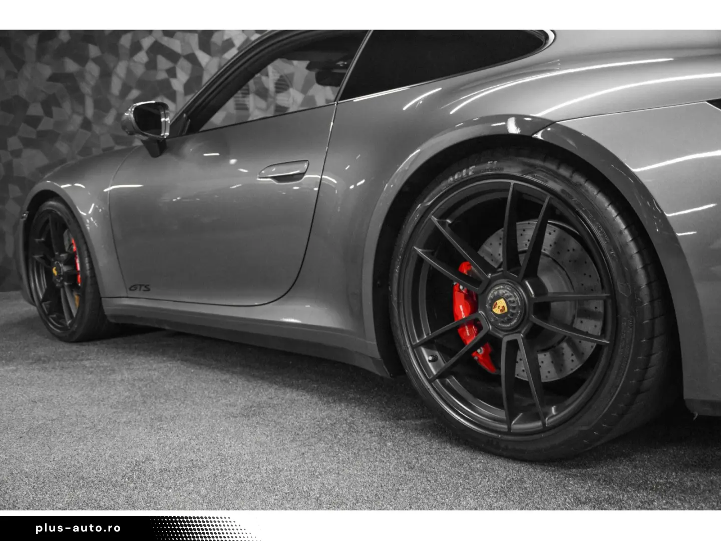 PORSCHE 992 Carrera 4 GTS Coupé PDK