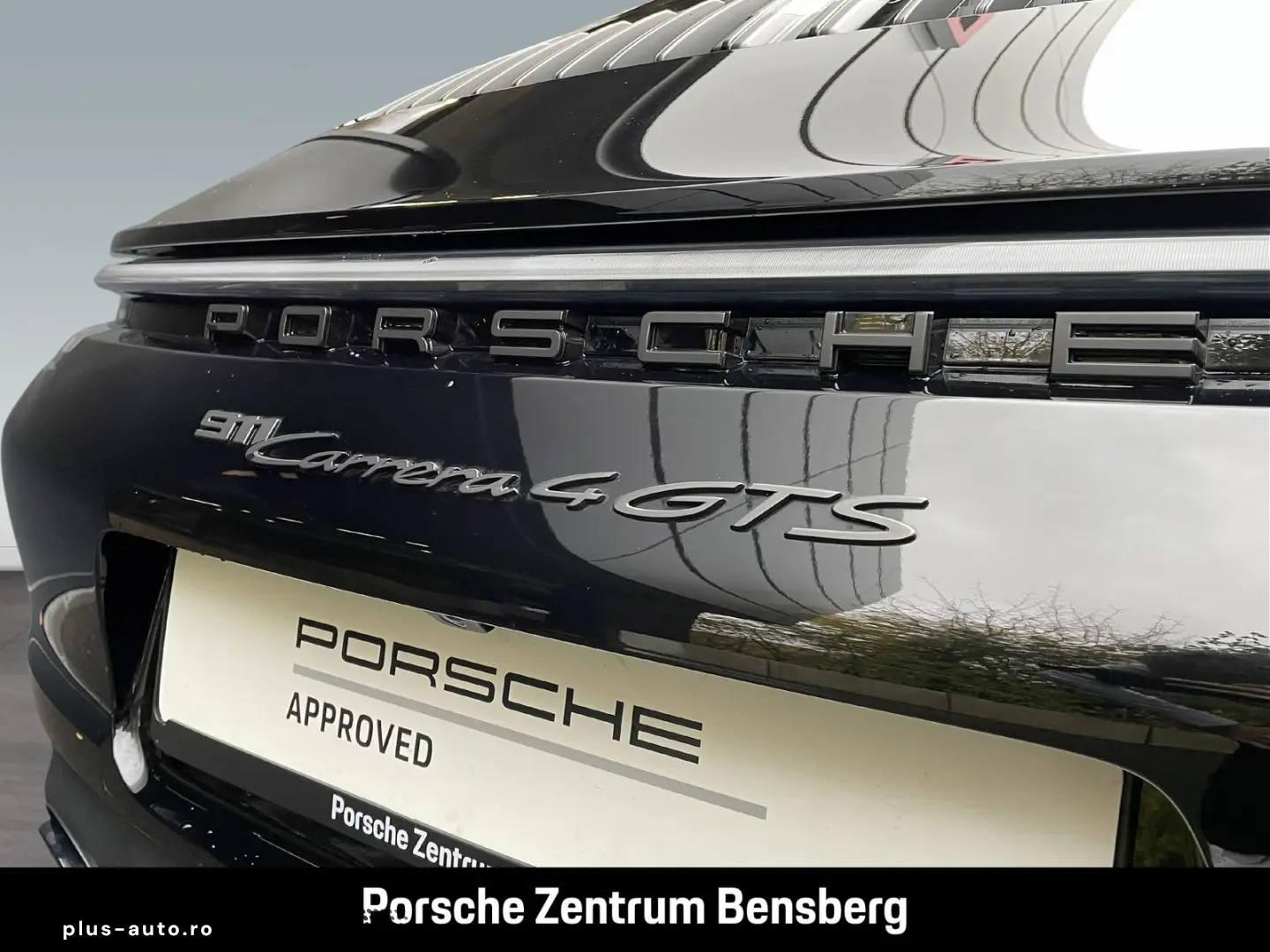 PORSCHE 911 Carrera 4 GTS Schiebedach 18W BOSE RFK