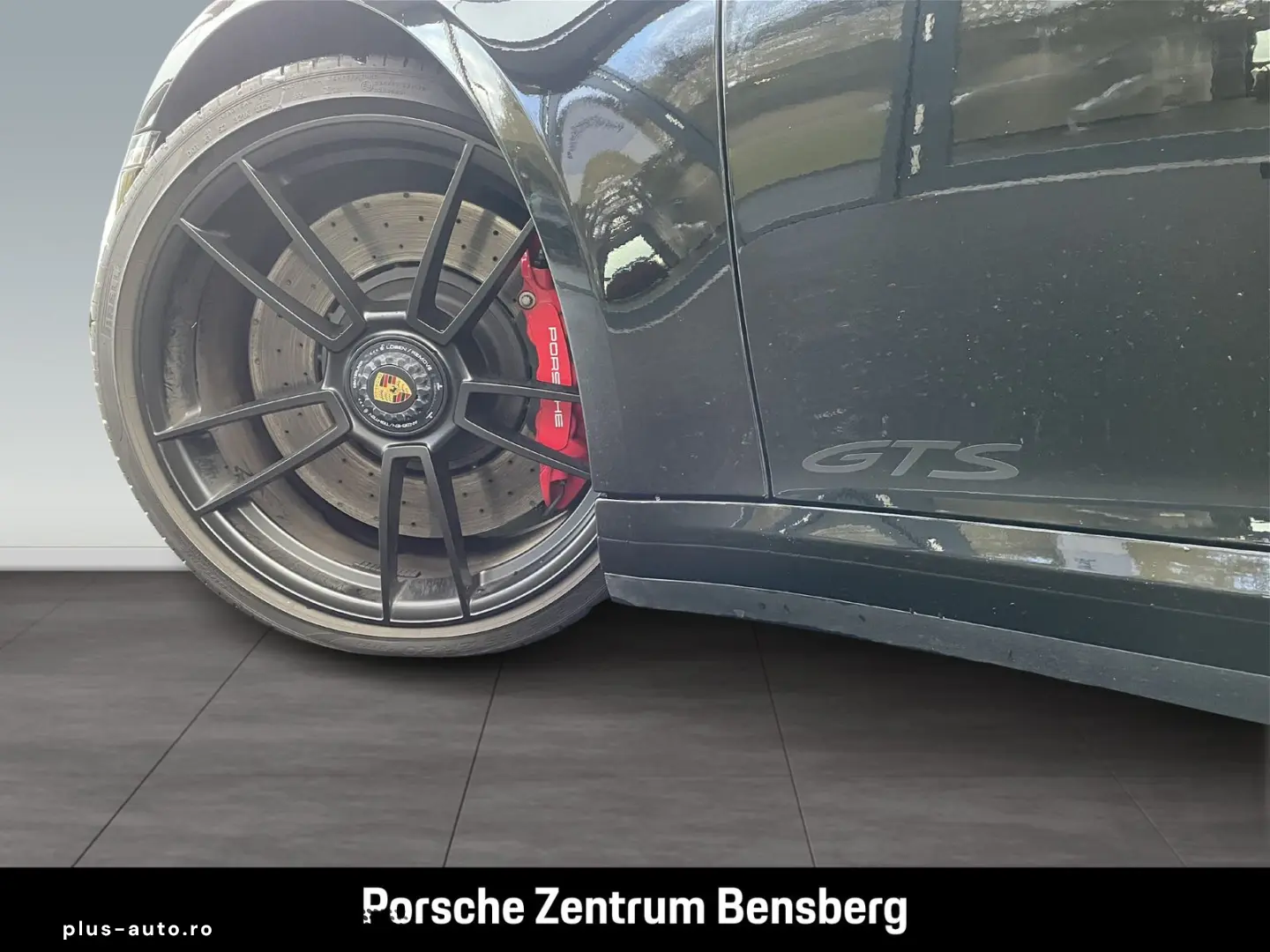 PORSCHE 911 Carrera 4 GTS Schiebedach 18W BOSE RFK