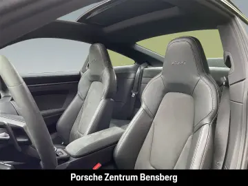 PORSCHE 911 Carrera 4 GTS Schiebedach 18W BOSE RFK