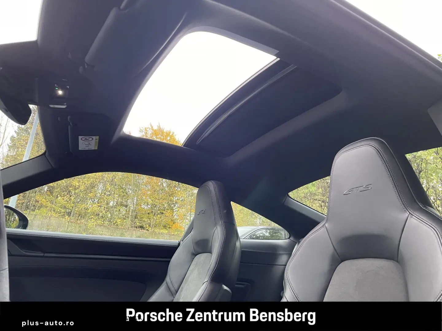 PORSCHE 911 Carrera 4 GTS Schiebedach 18W BOSE RFK