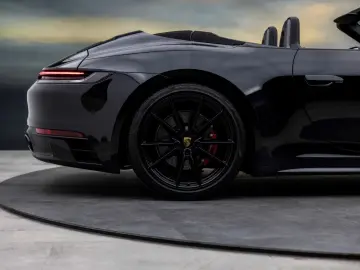 PORSCHE 911-992 CARRERA 4S CABRIO SPORTDESIGN BURMESTER