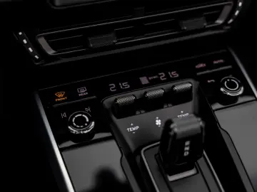 PORSCHE 911-992 CARRERA 4S CABRIO SPORTDESIGN BURMESTER