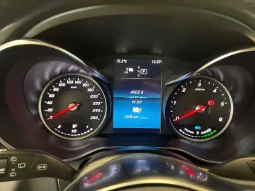 MERCEDES-BENZ GLC 300 de 4M AMG MBUX CarPlay Totwink&hellip;