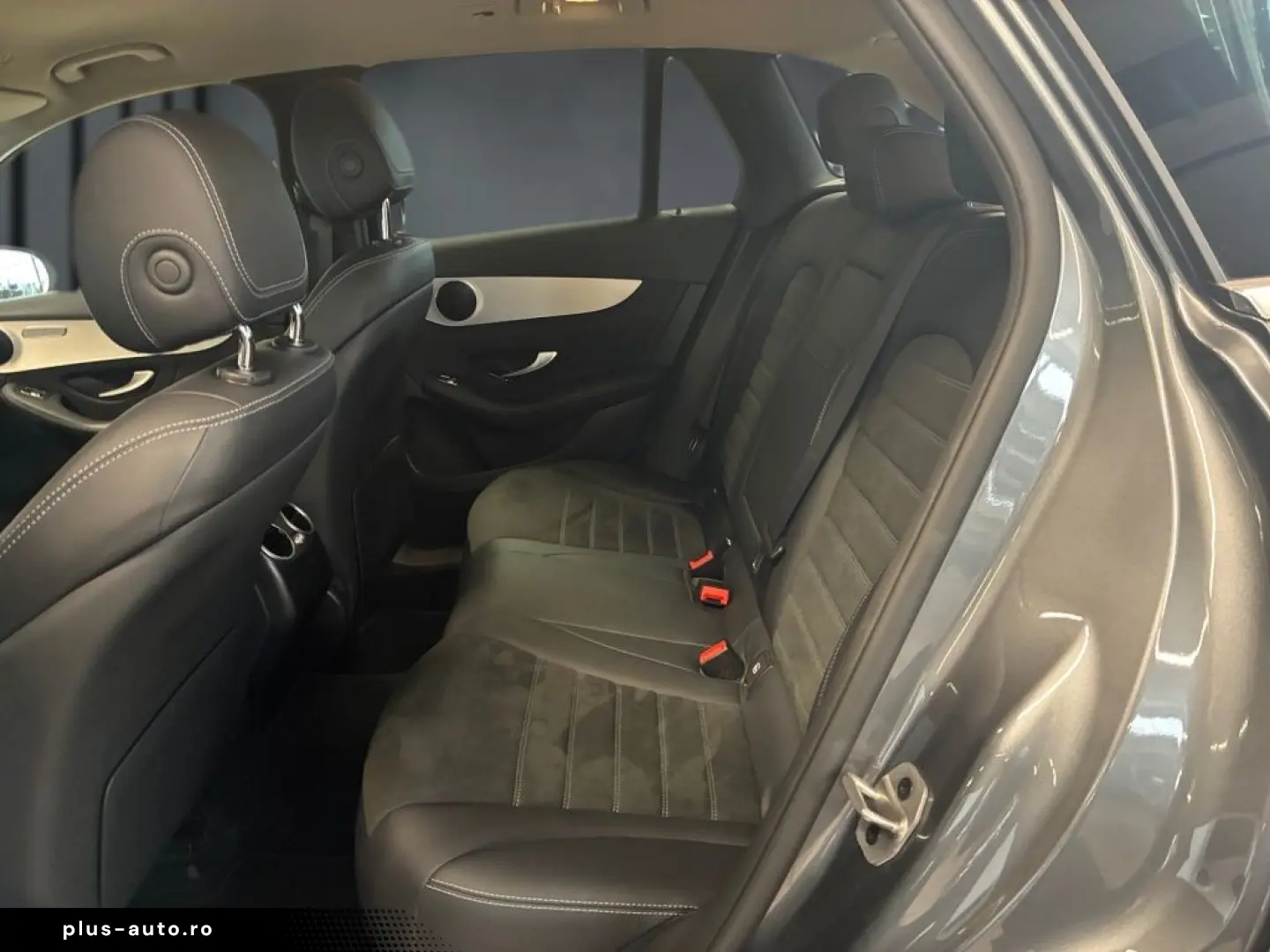 MERCEDES-BENZ GLC 300 de 4M AMG MBUX CarPlay Totwink&hellip;