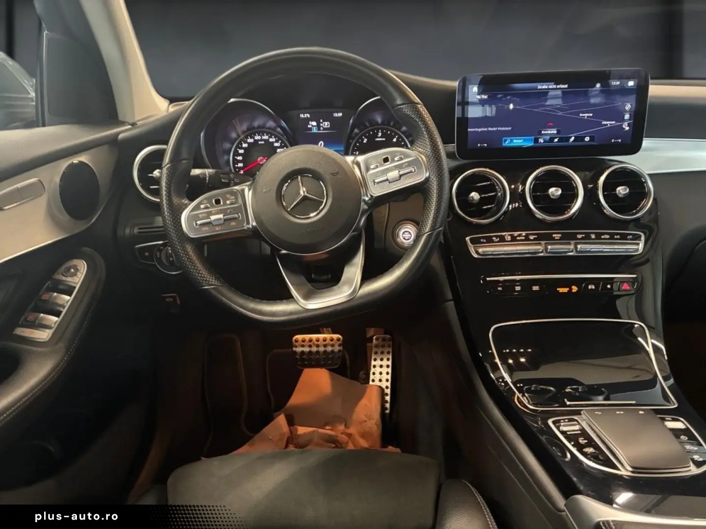 MERCEDES-BENZ GLC 300 de 4M AMG MBUX CarPlay Totwink&hellip;