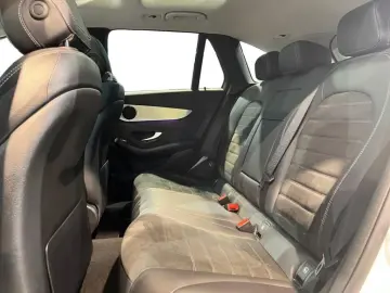 MERCEDES-BENZ GLC 300e 4M AMG AMG MBUX Night HUD Pano