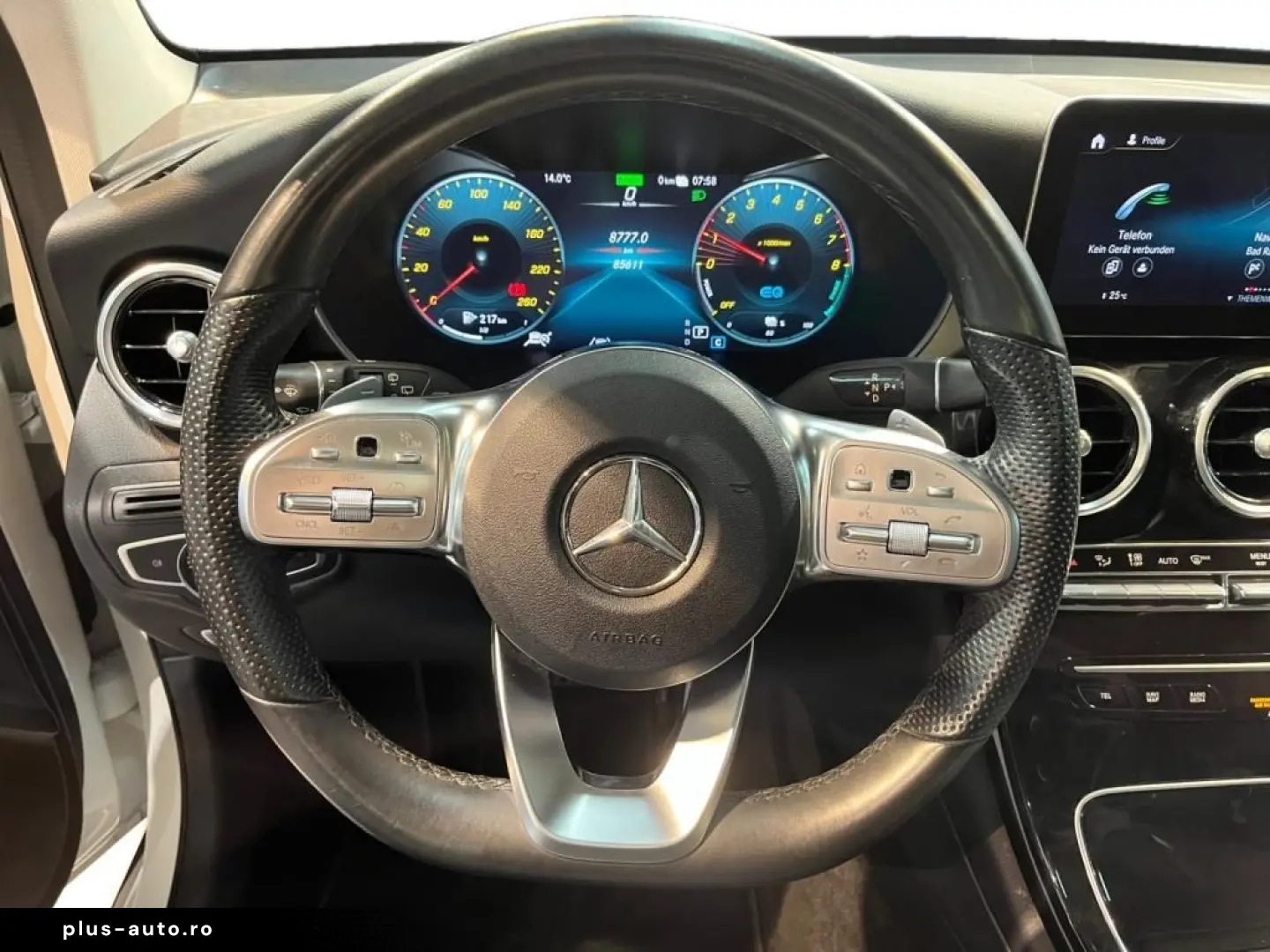 MERCEDES-BENZ GLC 300e 4M AMG AMG MBUX Night HUD Pano