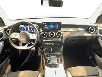 MERCEDES-BENZ GLC 300e 4M AMG AMG MBUX Night HUD Pano