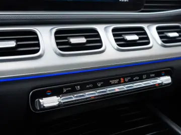 Mercedes-Benz GLE 350 d 4M AMG LINE NIGHT