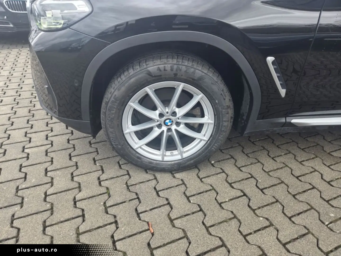 BMW X3 xDrive 20i Sportsitz Sitzheizung LED Parkassi
