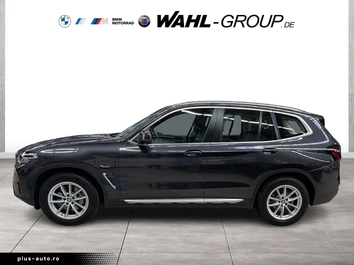 BMW X3 xDrive30e HIFI DAB LED PANO AHK ALU 18