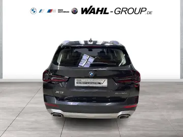 BMW X3 xDrive30e HIFI DAB LED PANO AHK ALU 18