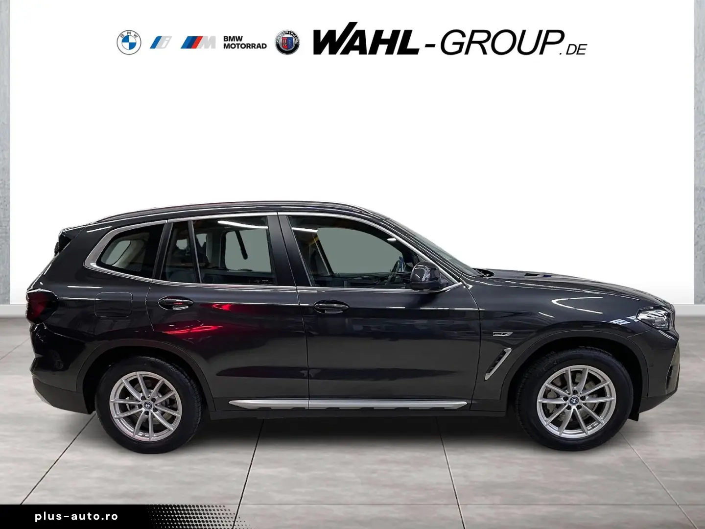 BMW X3 xDrive30e HIFI DAB LED PANO AHK ALU 18