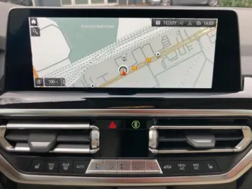 BMW X3 xDr20i LC  LED Kamera PDC DAB SHZ