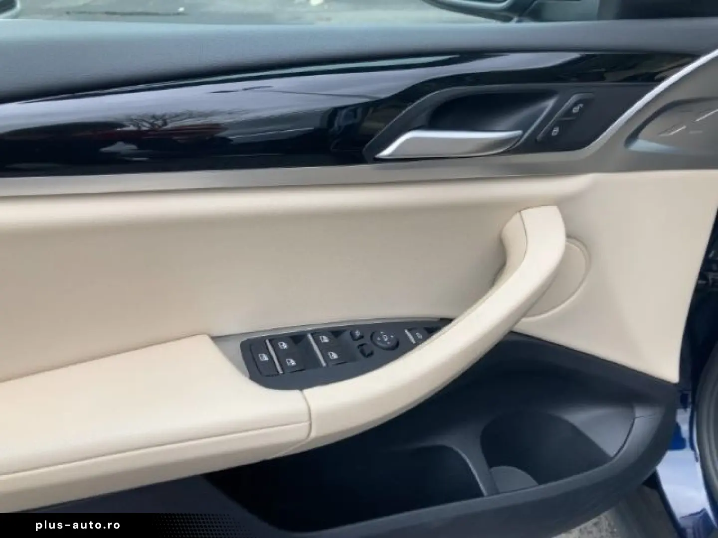 BMW X3 xDr20i LC  LED Kamera PDC DAB SHZ