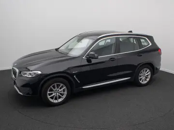 BMW X3 xD30e DriveAss DAB Kamera HiFi WLAN Sportsitz
