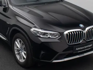BMW X3 xD30e DriveAss DAB Kamera HiFi WLAN Sportsitz