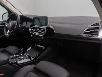 BMW X3 xD30e DriveAss DAB Kamera HiFi WLAN Sportsitz