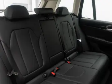 BMW X3 xD30e DriveAss DAB Kamera HiFi WLAN Sportsitz