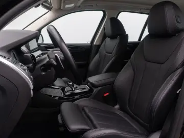 BMW X3 xD30e DriveAss DAB Kamera HiFi WLAN Sportsitz