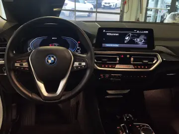 BMW X3 xDrive30e NaviProf Komfortzugang HUD Laser