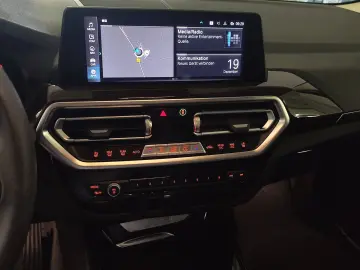BMW X3 xDrive30e NaviProf Komfortzugang HUD Laser