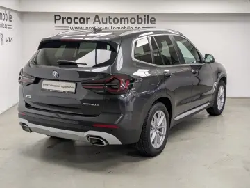 BMW X3 xDrive30e PA PDC DAB LED WLAN Shz