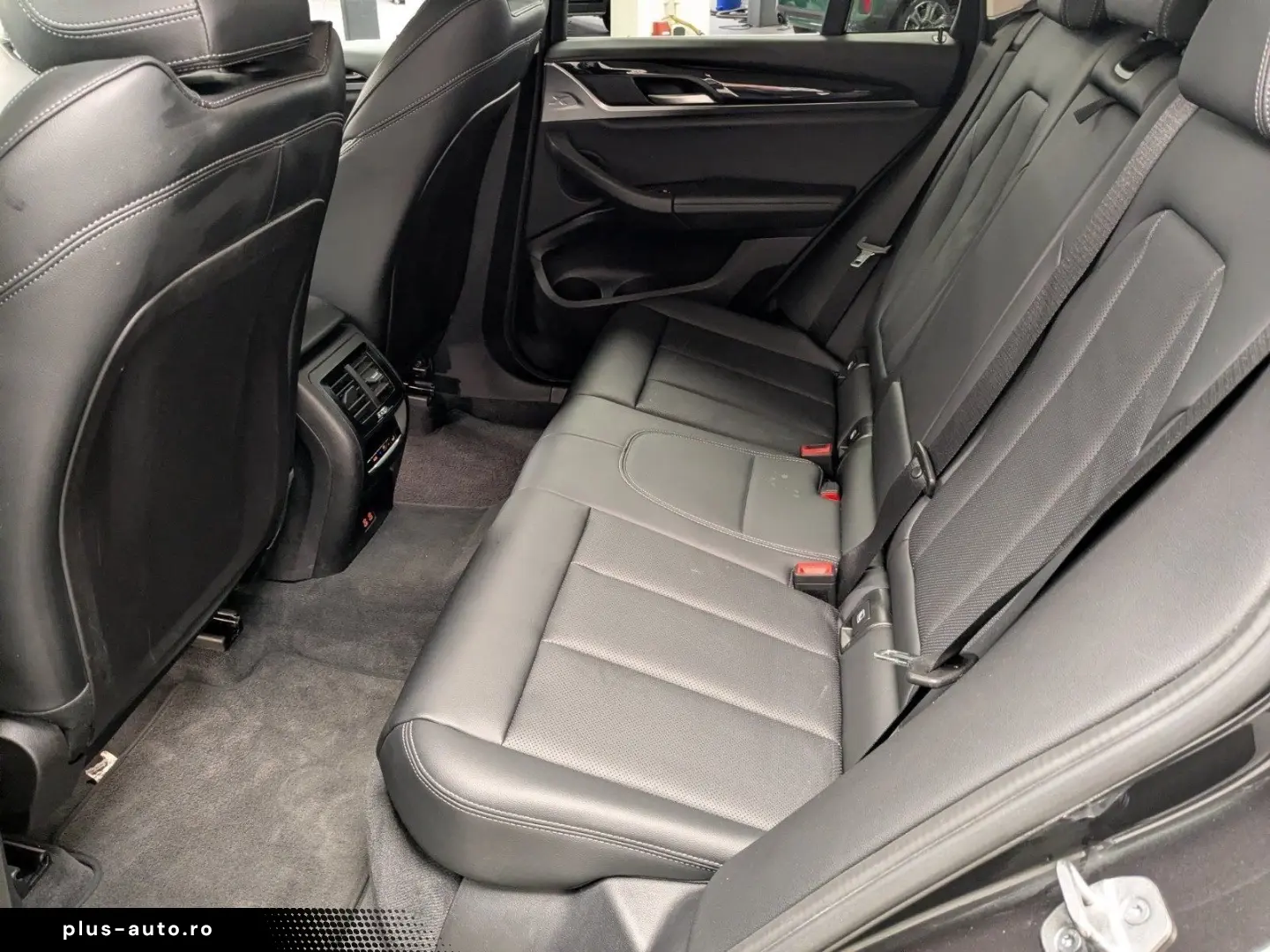 BMW X3 xDrive30e PA PDC DAB LED WLAN Shz