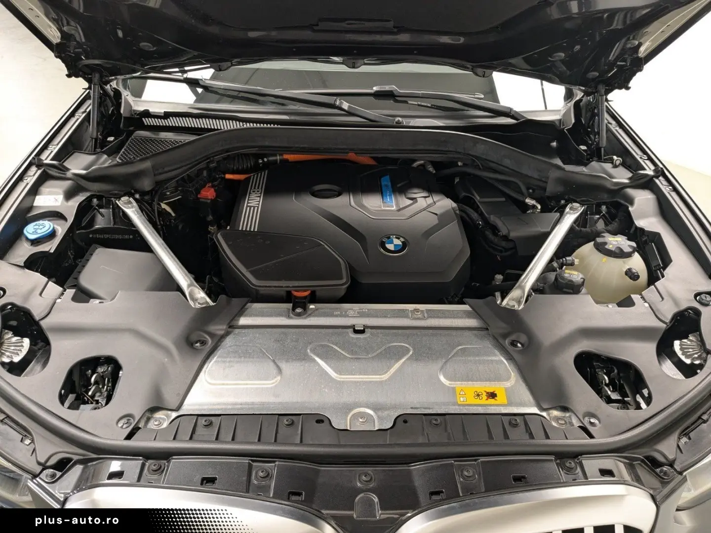 BMW X3 xDrive30e PA PDC DAB LED WLAN Shz