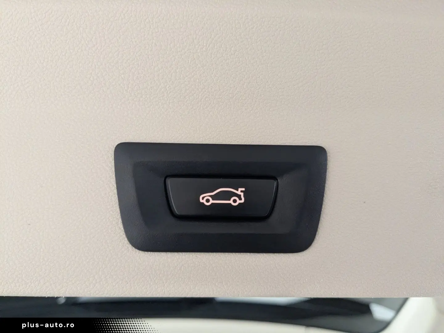 BMW X3 xDrive30e PA PDC DAB LED WLAN Shz