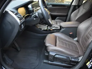 BMW X3 xDrive30e Head-Up DAB WLAN Komfortzg. AHK