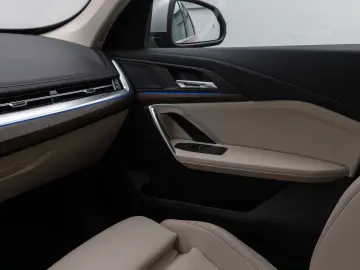 BMW X1 xD25e xLine Panorama 360 HUD DAB ACC Sport