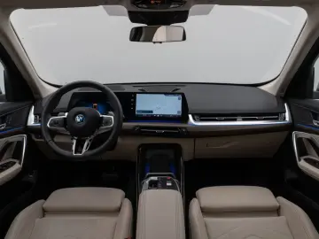 BMW X1 xD25e xLine Panorama 360 HUD DAB ACC Sport