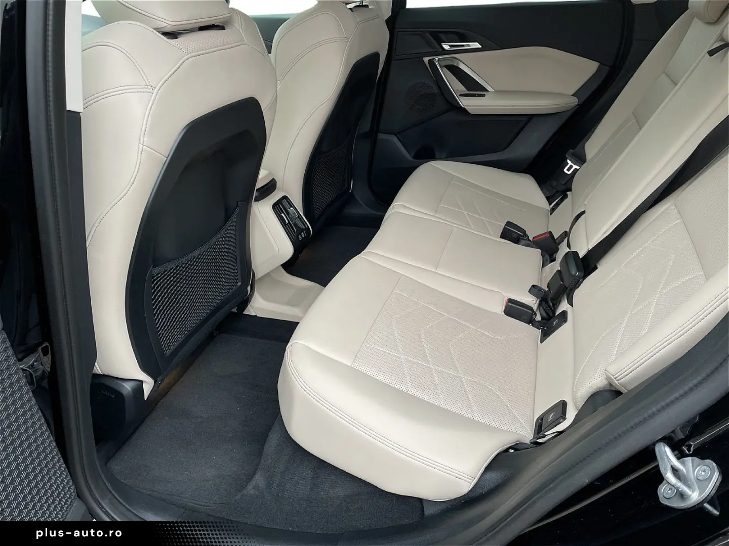 BMW X1 xDrive25e xLine-Panorama-Glasdach-elektrische