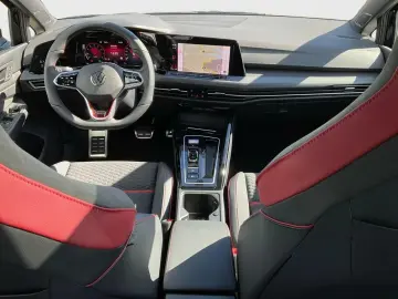 Volkswagen Golf VIII GTI Clubsport 2.0 TSI DSG