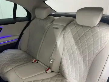 MERCEDES-BENZ S 580 e 4M L AMG NIGHT DISTR AIR DIG.LIGHT 360