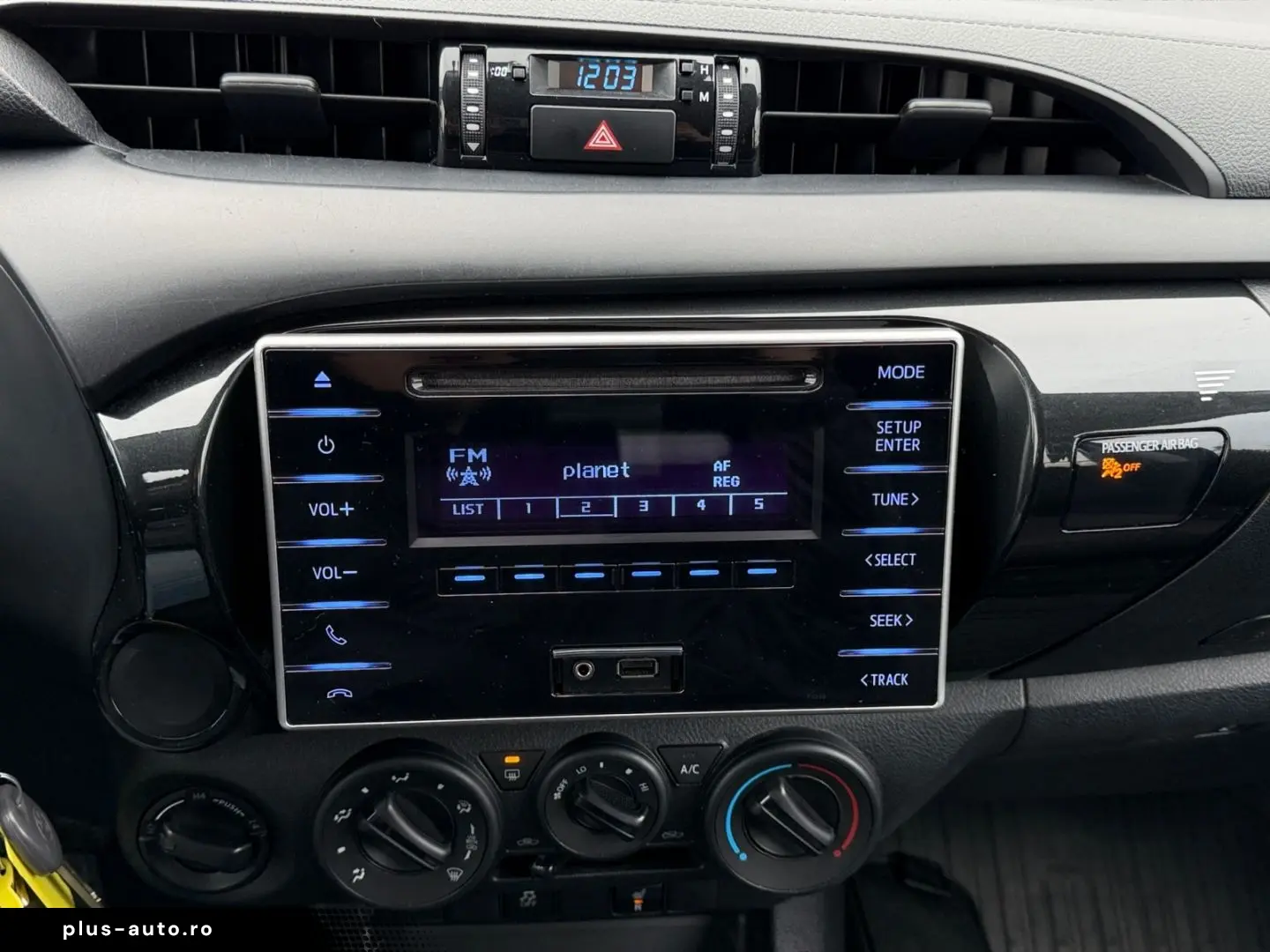 TOYOTA Hilux 4x4 Double Cab Duty  Hardtop