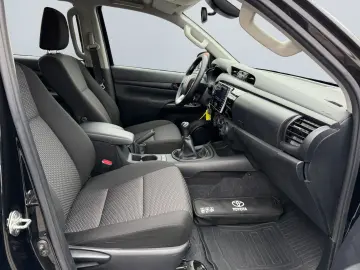 TOYOTA Hilux 4x4 Double Cab Duty  Hardtop