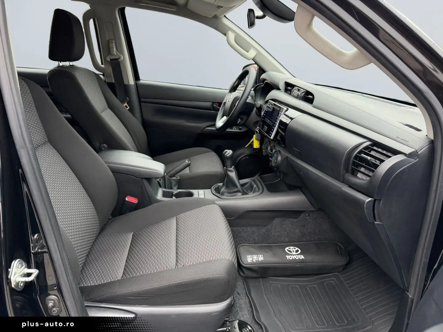 TOYOTA Hilux 4x4 Double Cab Duty  Hardtop