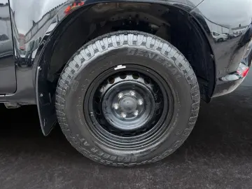 TOYOTA Hilux 4x4 Double Cab Duty  Hardtop