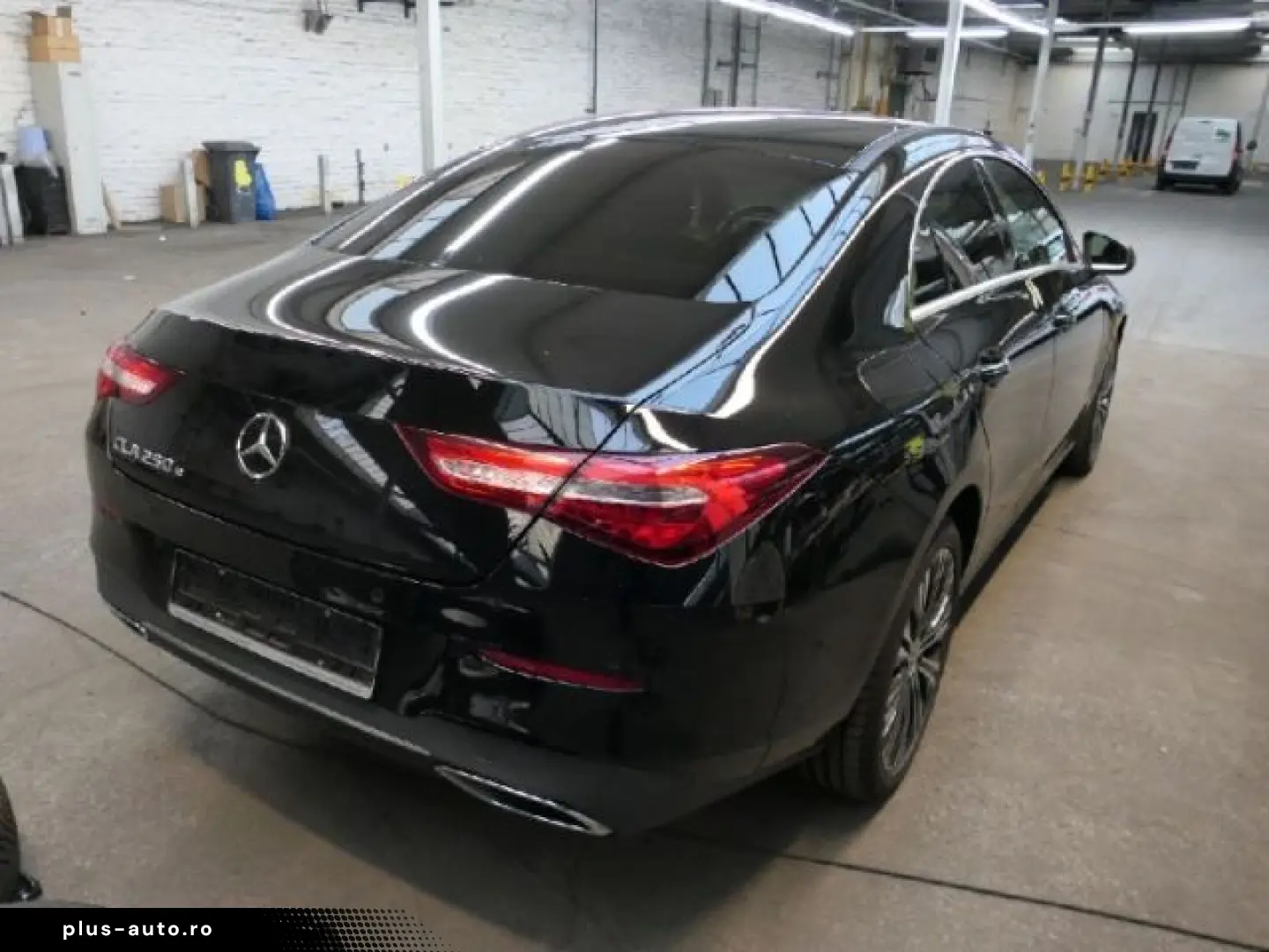 MERCEDES-BENZ CLA 250 e EU6d Navi PDC Widescreen Burmester