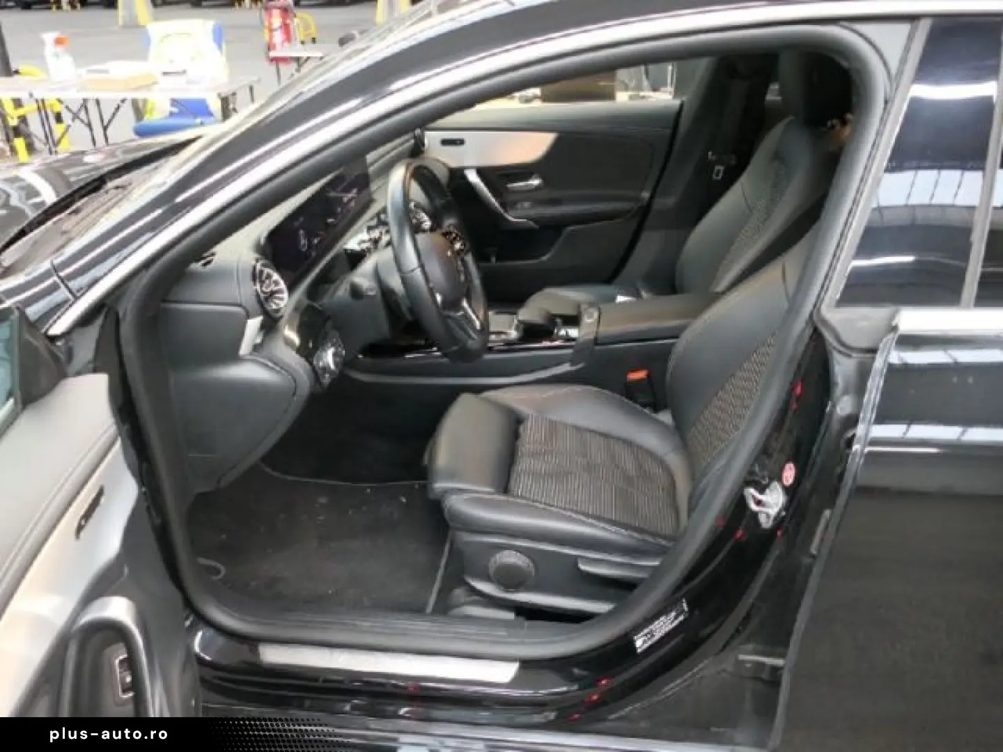 MERCEDES-BENZ CLA 250 e EU6d Navi PDC Widescreen Burmester