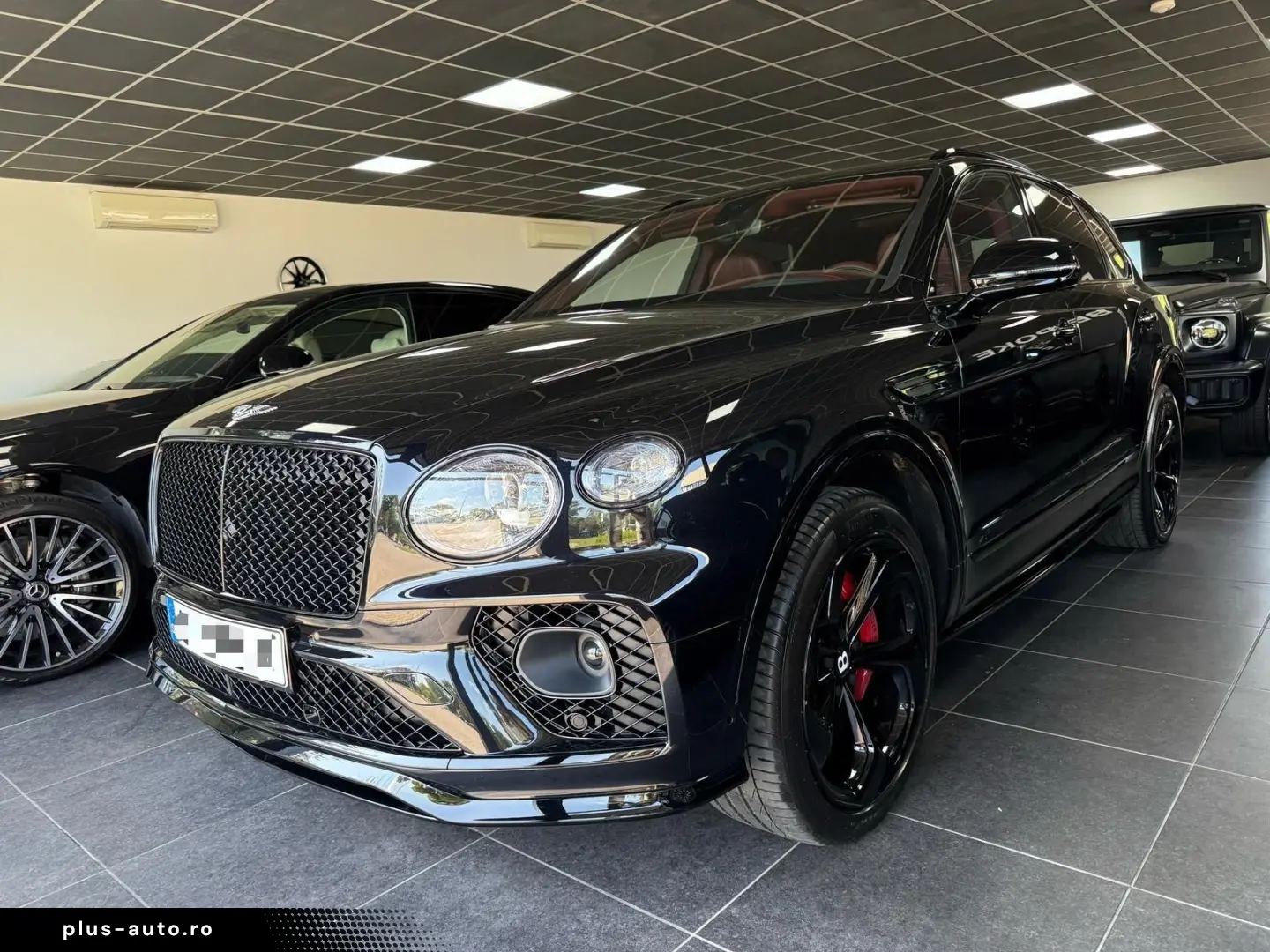 BENTLEY Bentayga S V8- HUD- Naim- TV- 4seats- Pano