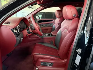 BENTLEY Bentayga S V8- HUD- Naim- TV- 4seats- Pano