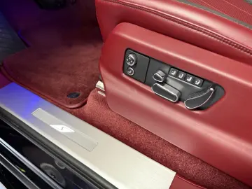 BENTLEY Bentayga S V8- HUD- Naim- TV- 4seats- Pano