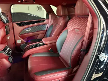 BENTLEY Bentayga S V8- HUD- Naim- TV- 4seats- Pano