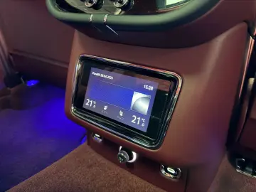 BENTLEY Bentayga S V8- HUD- Naim- TV- 4seats- Pano